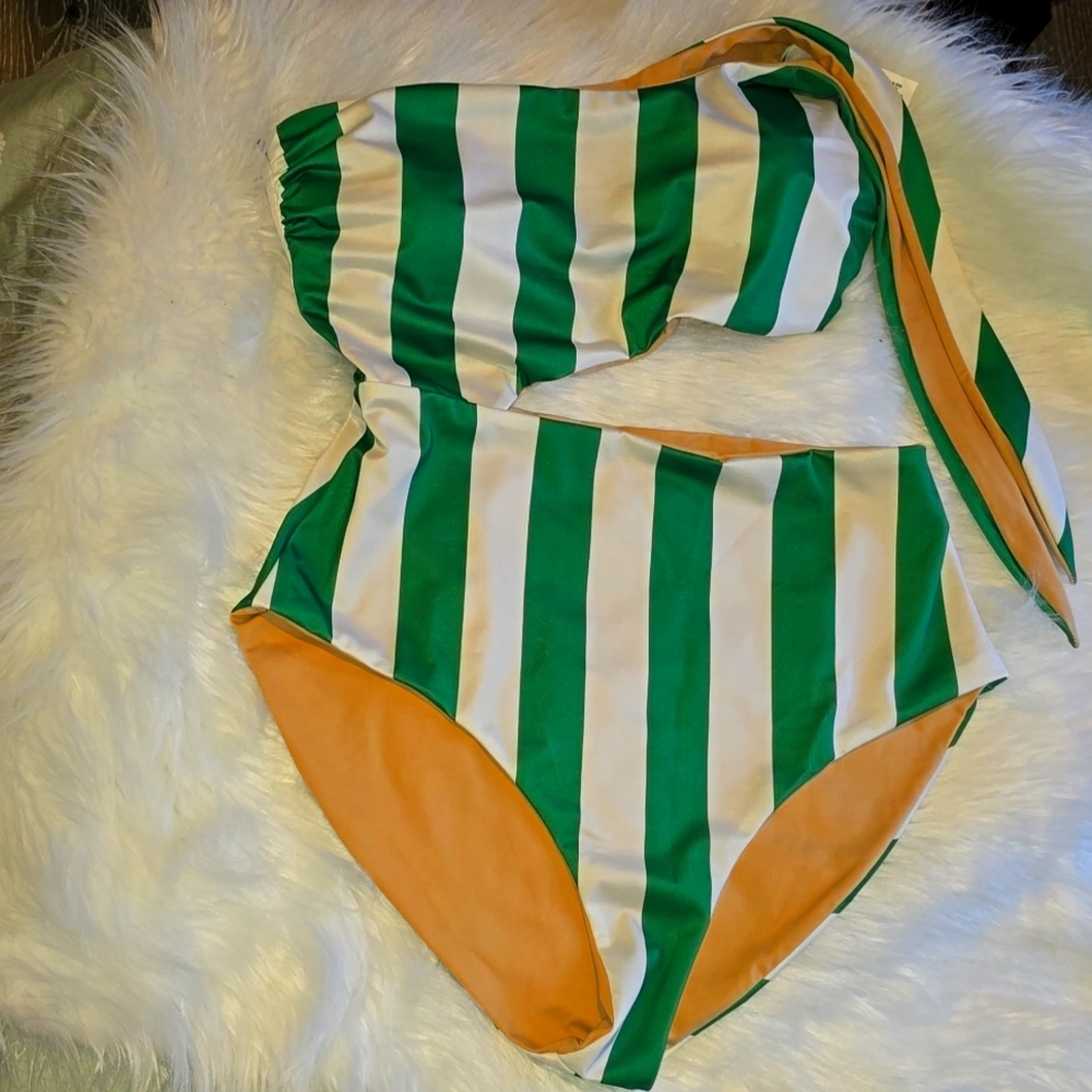 Ricki Rum swimwear one pieces
